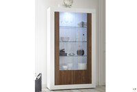 Lazlo-laque-blanc-noyer-ensemble-sejour-salle-a-manger-italienne-tendance-vitrine-ni2-portes-ambiance-04-1600x1080-product_popup
