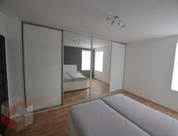 Shkaf-kupe-v-spalnyu-3-600x460w